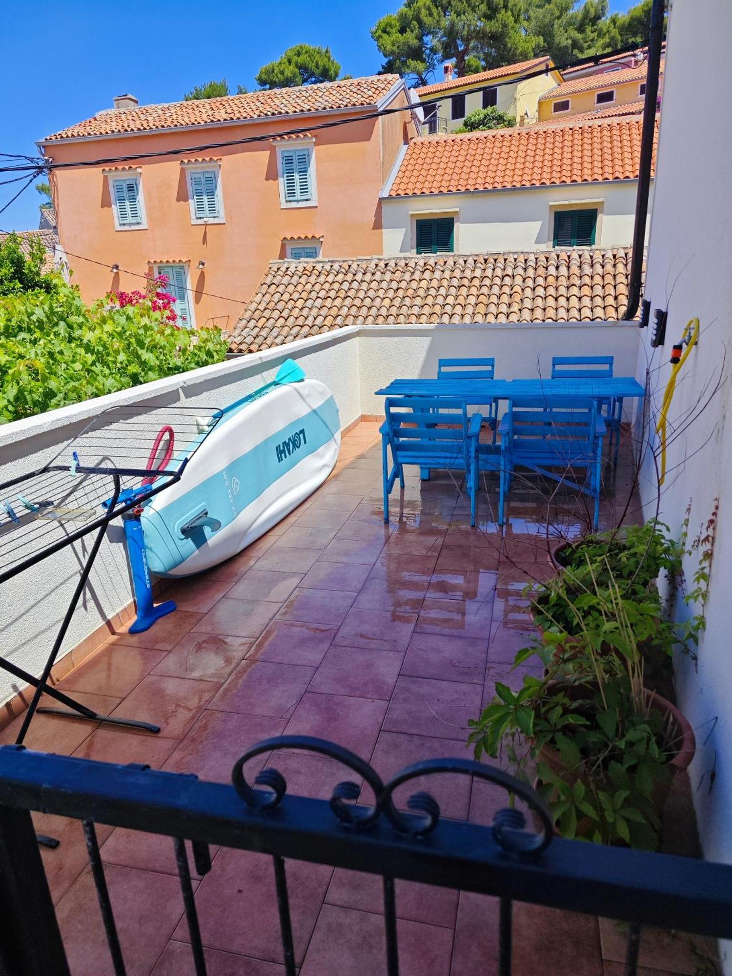Apartments By The Sea Veli Losinj, Losinj - 8031 Exterior photo